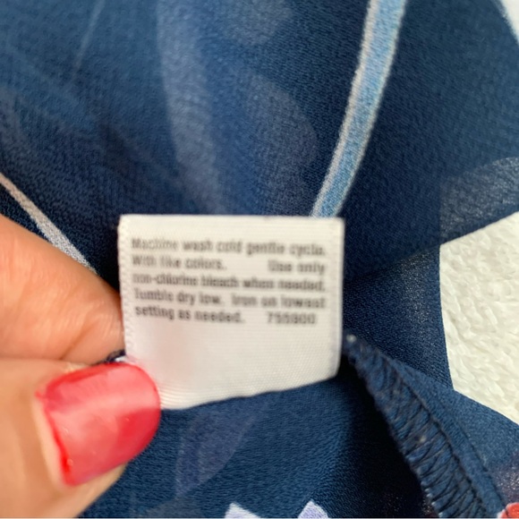 a.n.a Floral Multicolor Print Petite Blue Sheer 3/4 Sleeve Top -Size LP - Picture 10 of 10